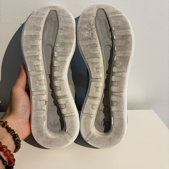 Grey Adidas Tubular Sneakers Size  9 - Picture 14 of 15